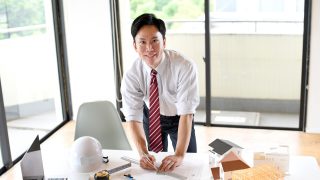【一級建築士の年収は？】影響する要因や年収を上げる方法を解説！ 